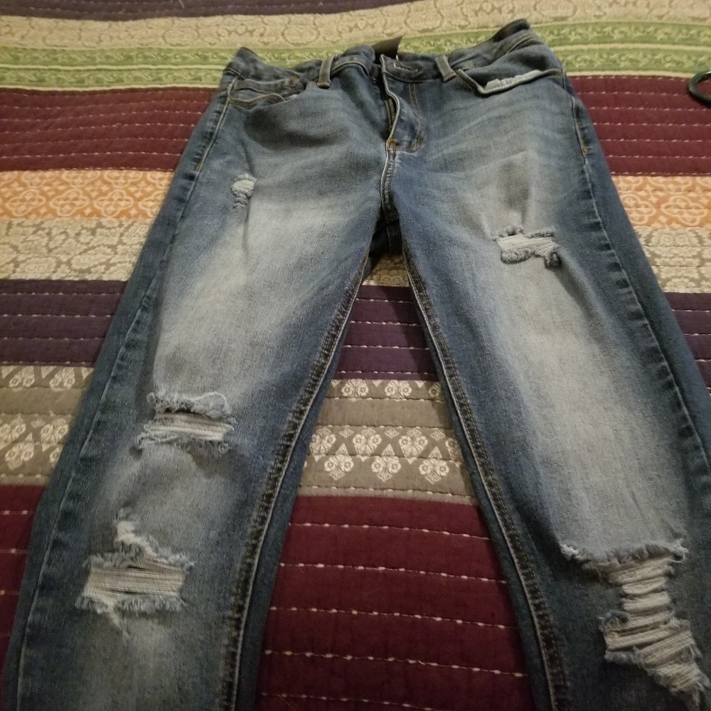 Jeans - Picture 2 of 3